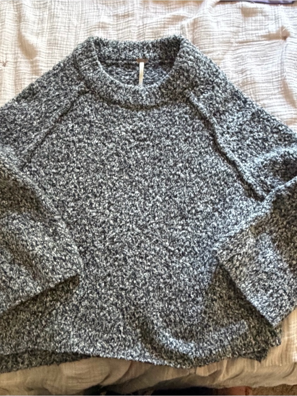 Free People Cozy Women's Gray Bouclé Pullover Sweater